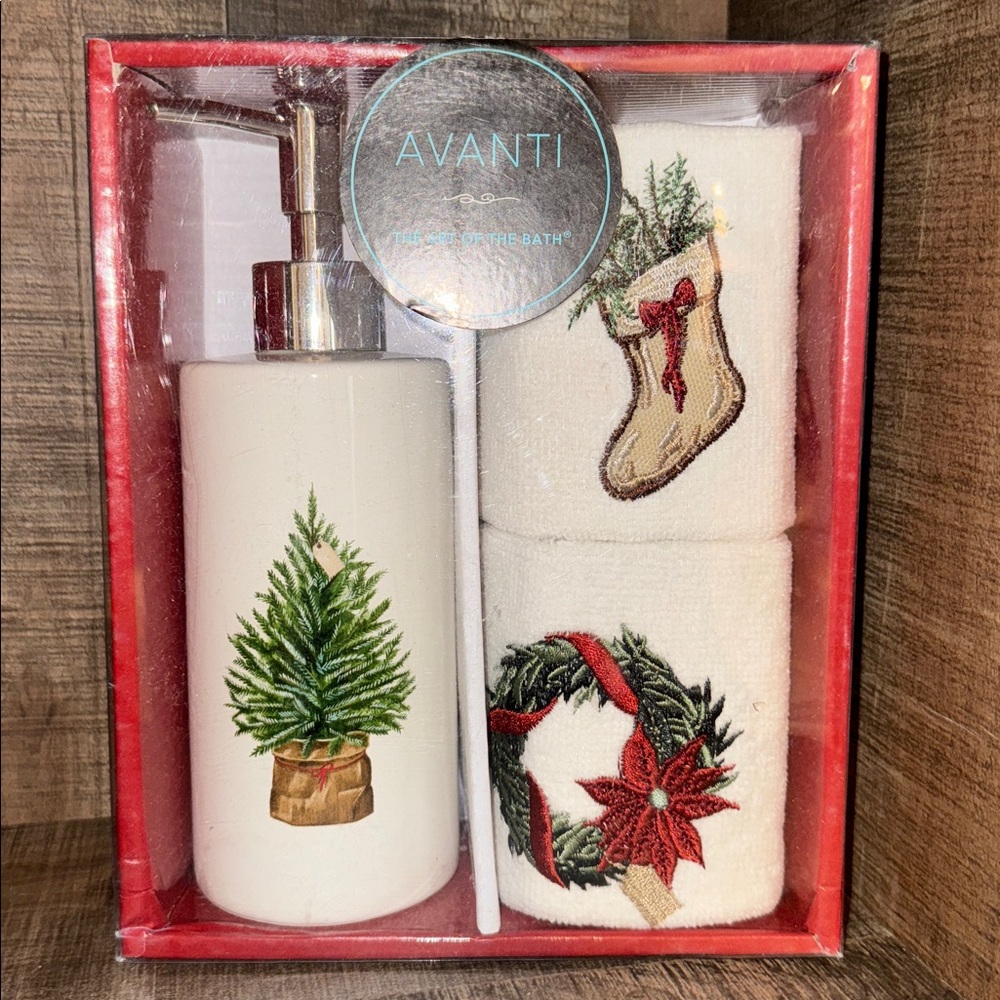 NIP Avanti Christmas Bath Set with White and Red Accents